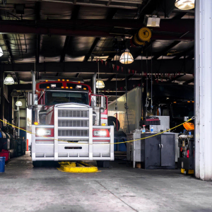 Towerless commercial truck aligner in an active service bay—no dedicated alignment bay required (Rotary R5100HD).